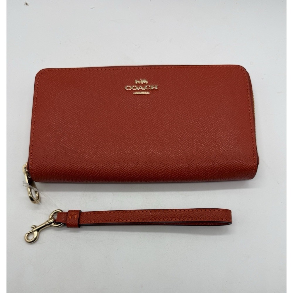Coach Wallet Mango Pebbled Leather Zip Around Wristlet Strap‎ Clutch